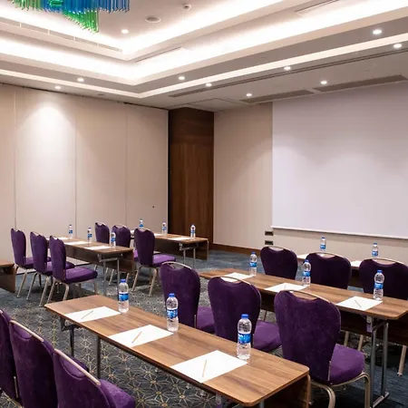 Uranus Topkapi Szálloda 5*