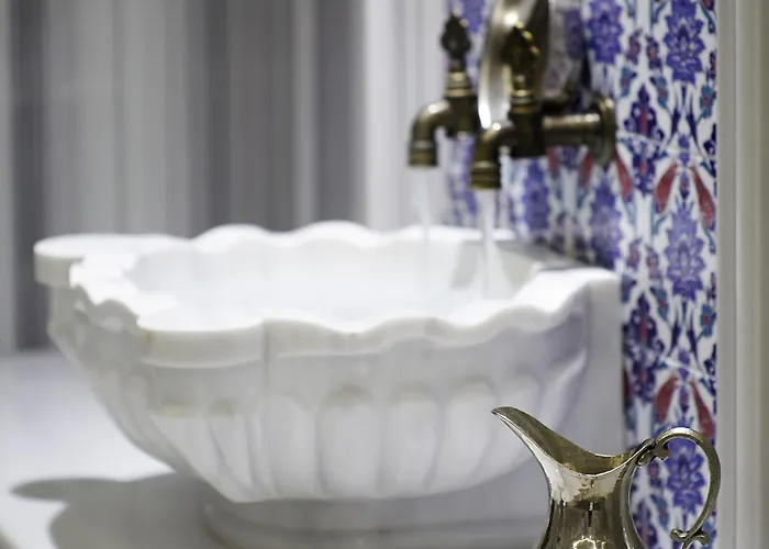 Uranus Topkapi فندق